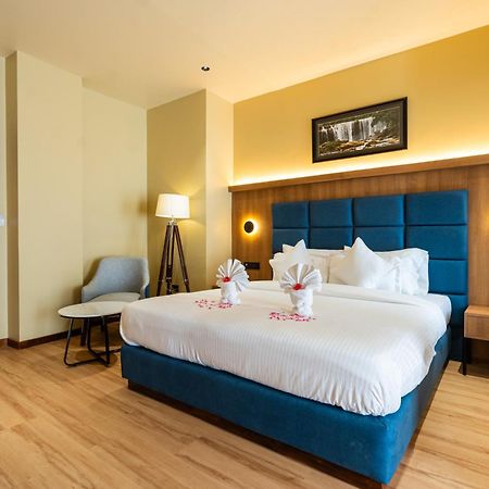 The White Rock Inn & Dine Shillong Ngoại thất bức ảnh