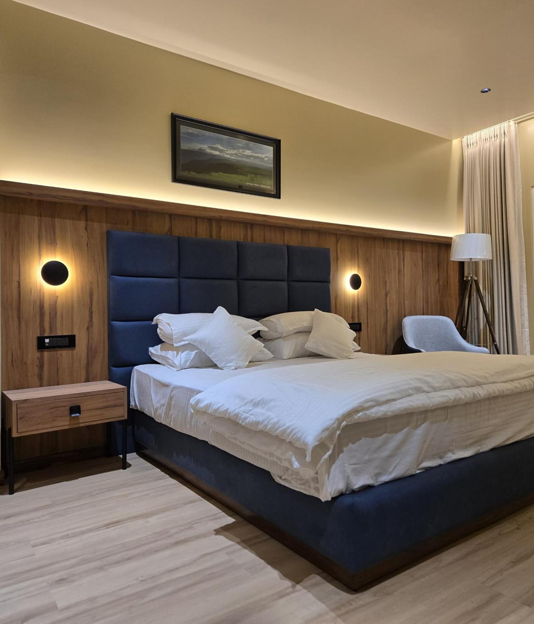 The White Rock Inn & Dine Shillong Ngoại thất bức ảnh