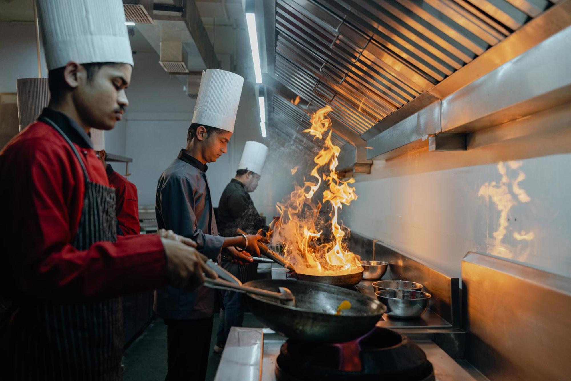 The White Rock Inn & Dine Shillong Ngoại thất bức ảnh