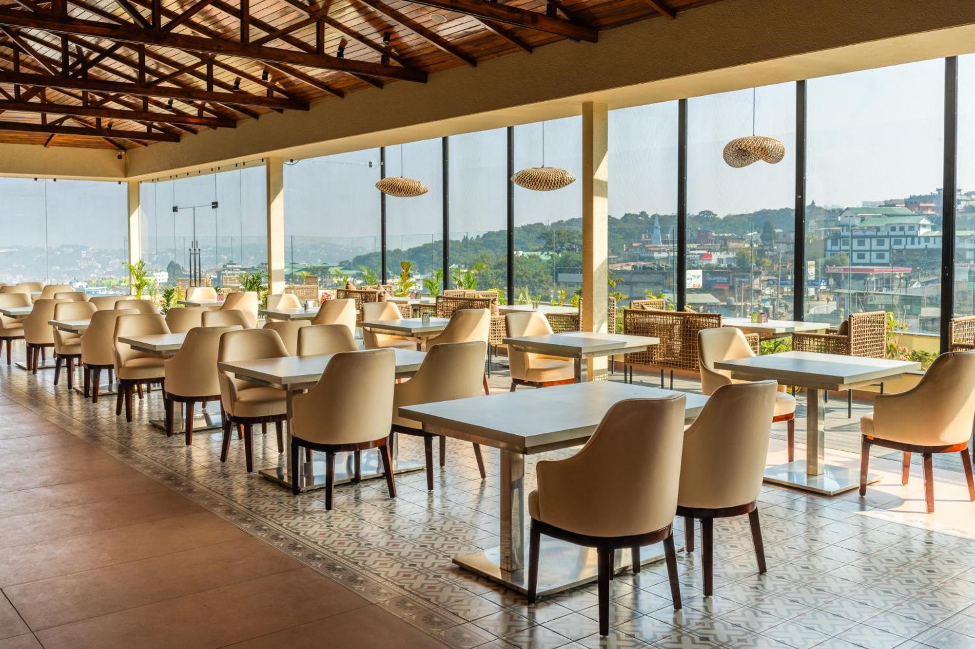 The White Rock Inn & Dine Shillong Ngoại thất bức ảnh